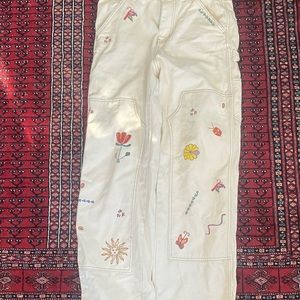 The cutest pants in the world! Embroidered painter’s pants w comfy fit